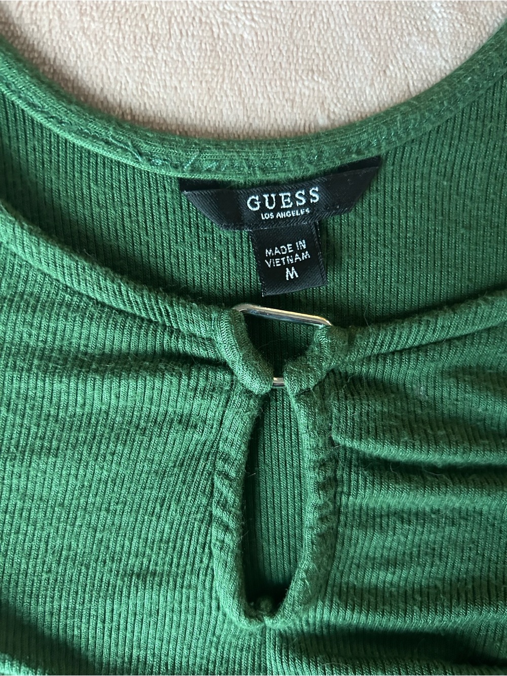 GUESS Green Ribbed Keyhole ring Bodysuit - Picture 2 of 3